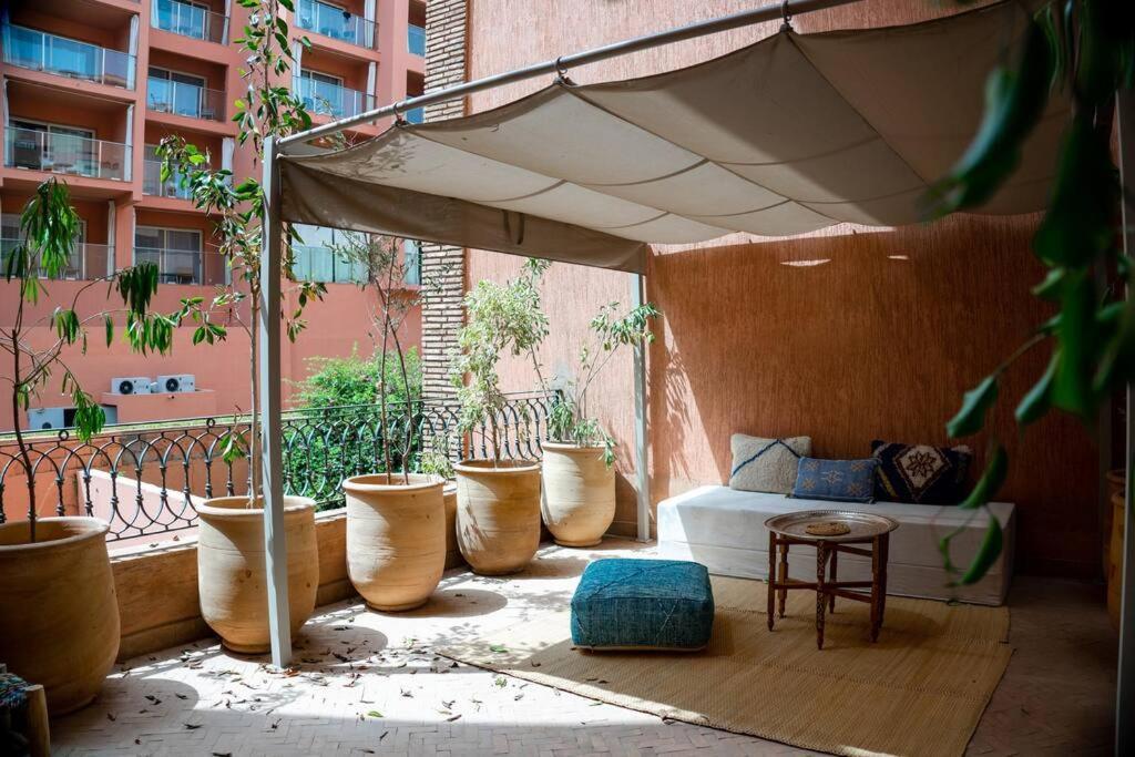 Bel Hivernage Avec Belle Terrasse